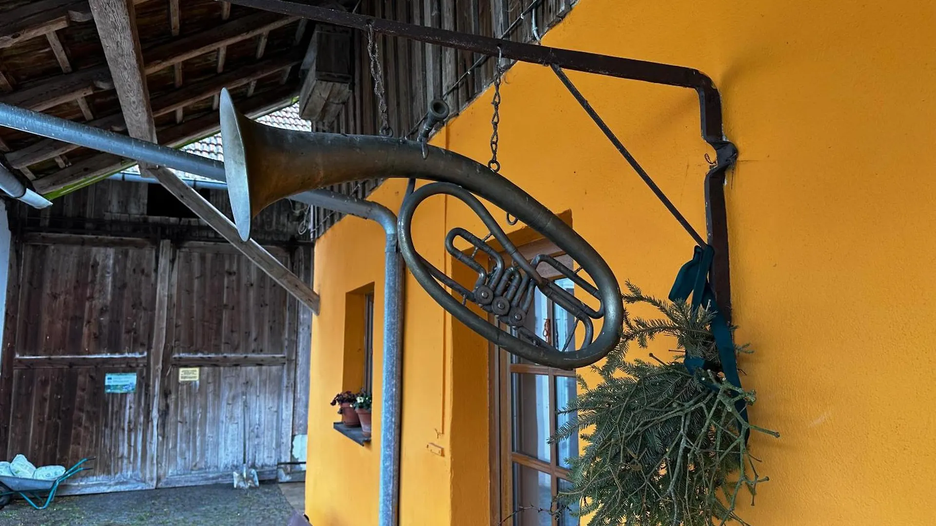 Holiday home Zinipi Lodge Am Oldtimer Am Demeterhof Bei Amberg Ursensollen